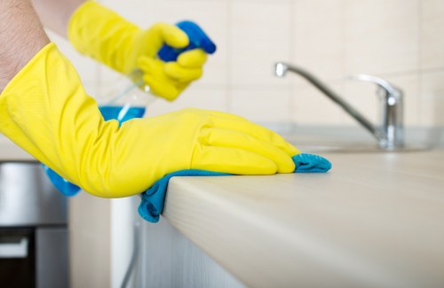 Curtain cleaning service for flats and apartments in Elephant and Castle